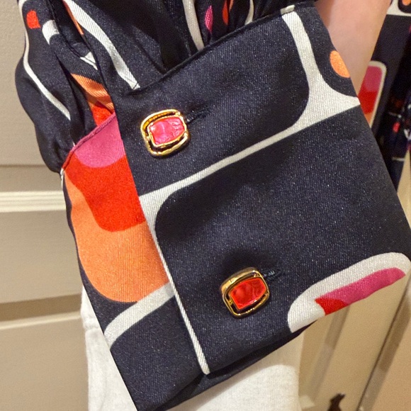 Geometric Patterned Shirt - Picture 2 of 2